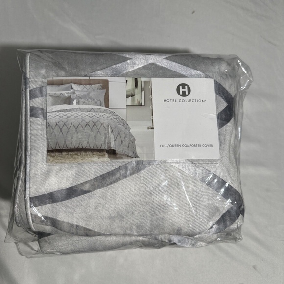 NIB $335 [ Full / Queen ] Duvet Cover for Hotel Collection Dimensional‎ - Picture 1 of 15